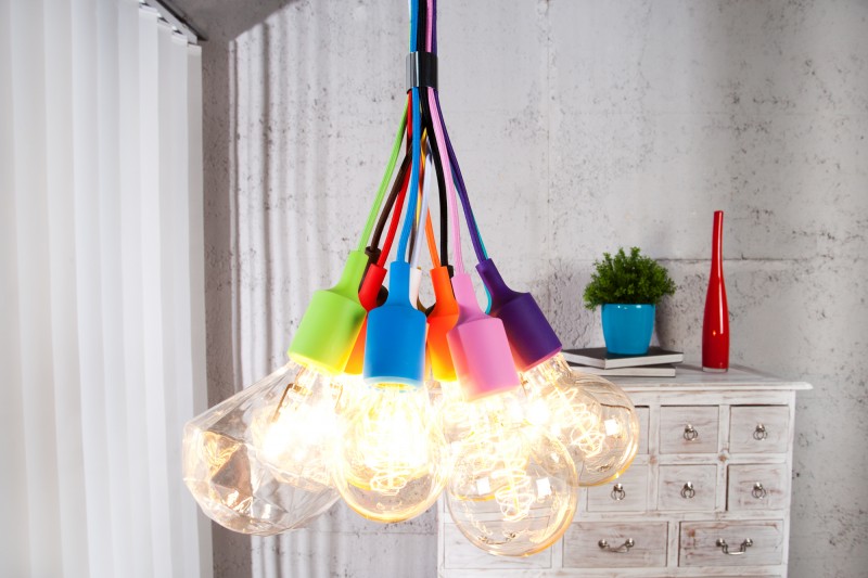 Závesná lampa Colorful Bulbs farebné 12 svetiel